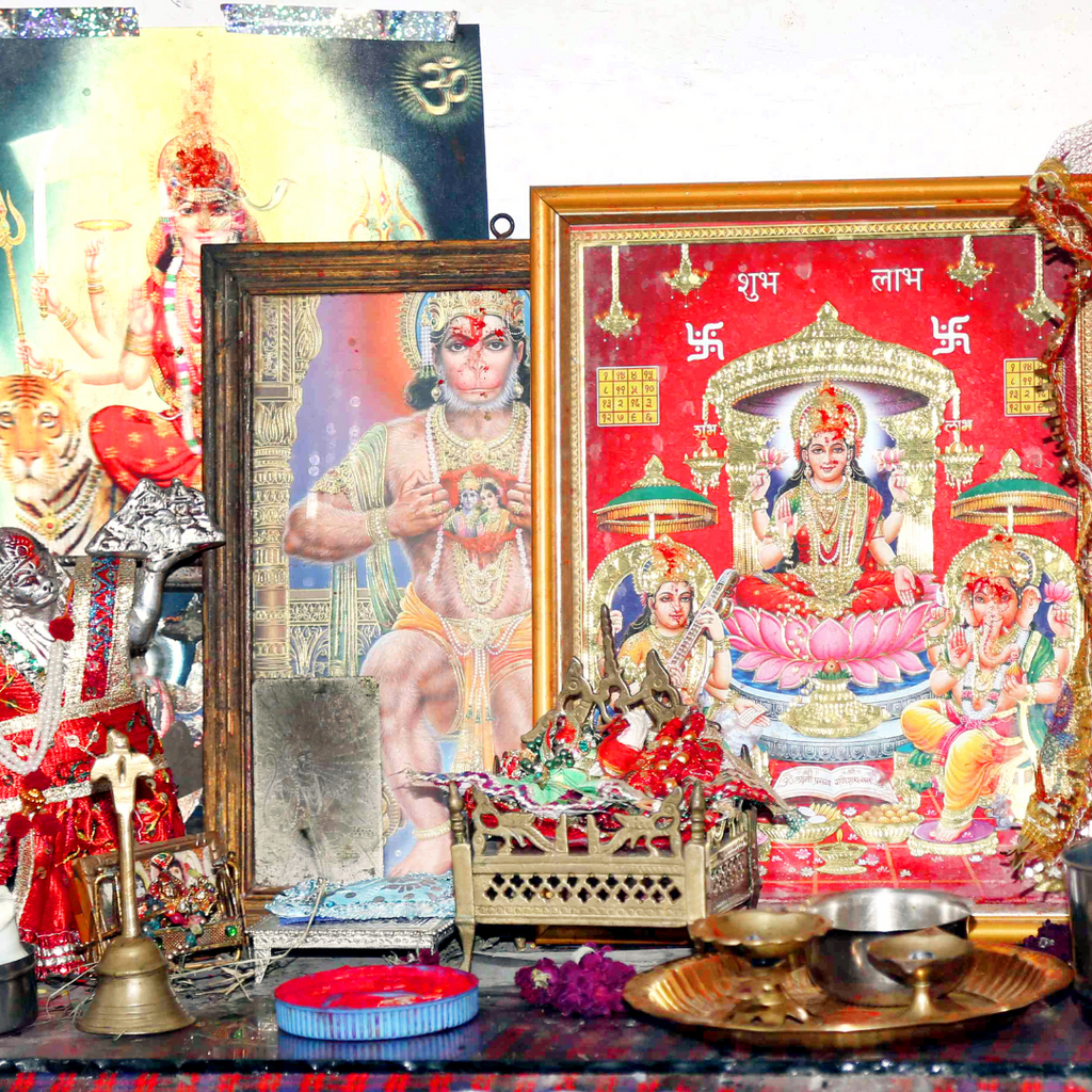 8 Must-Have Paintings in Your Home Temples