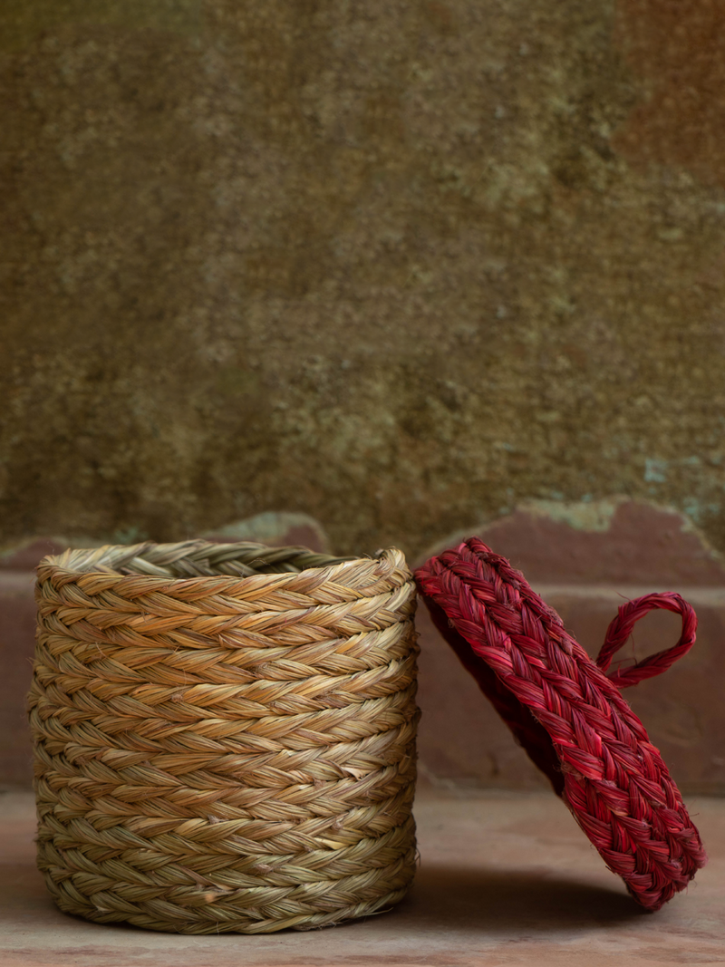 Basket with lid in red: Sabai Grass Work for sale