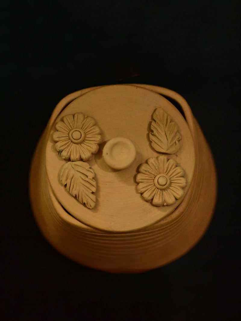 Intricately Designed Terracotta Container and Lid by Dolon Kundu