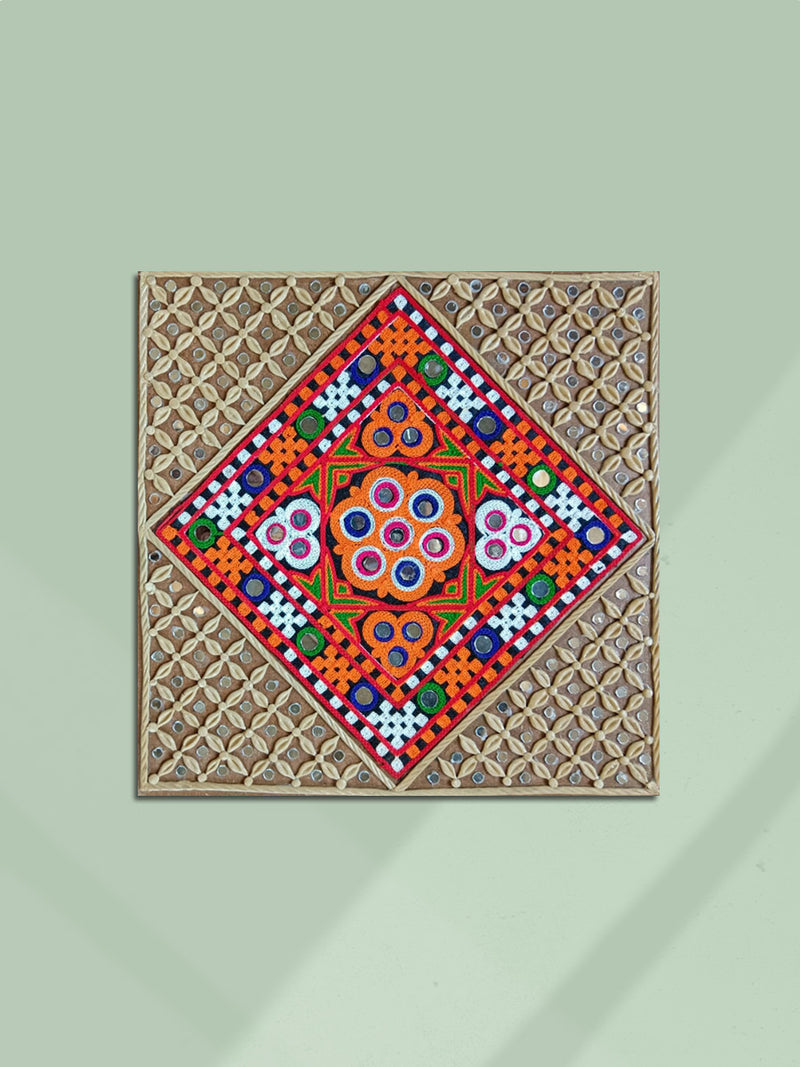 Shop Embroidered Mud Work in Lippan/ Mudwork by Hafiz Mutva