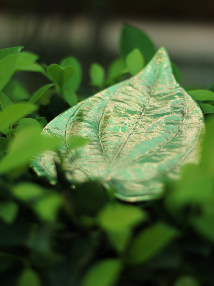 Buy Paan leaf in Brass work by Chanchal Chakraborty