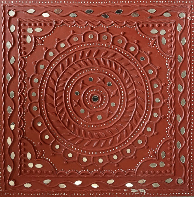 Buy Reflections in Red in Lippan/ Mudwork by Hafiz Mutva