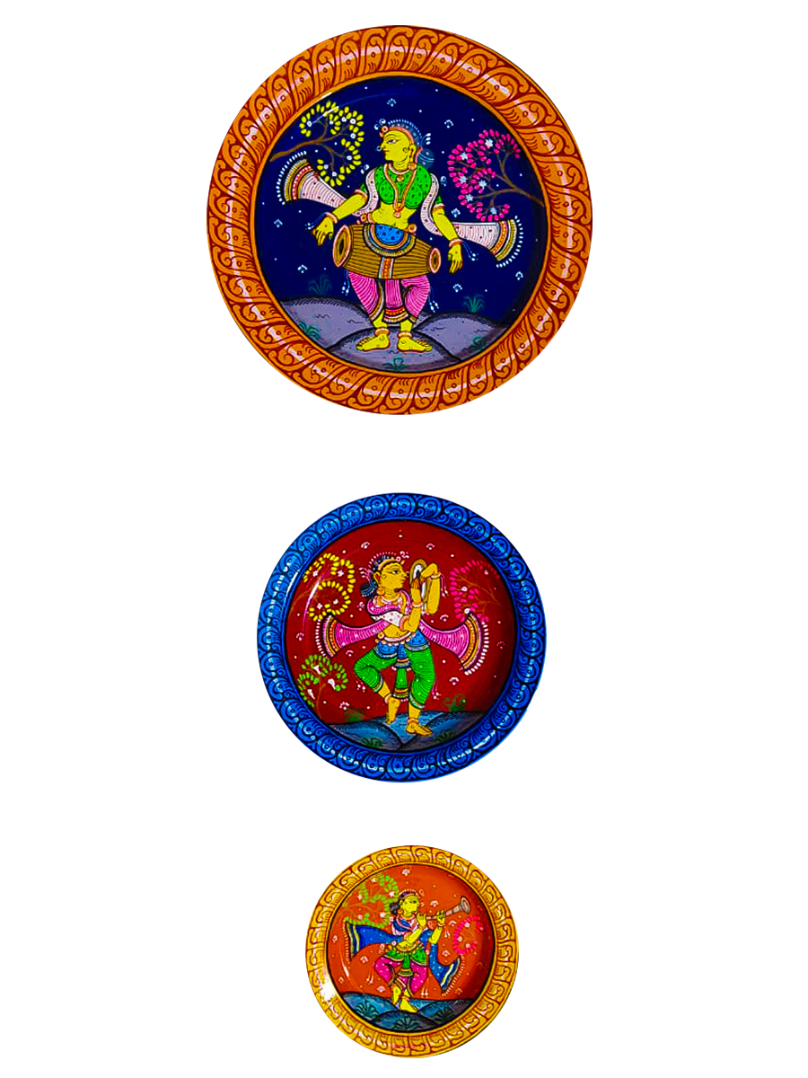 buy  Folk Art on Pattachitra Wooden Wall Plates