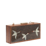 The White Birds, Wood Clutch-