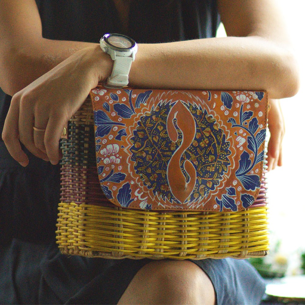 Cross Body Bags Online - Fashionable and Versatile | Maisha Lifestyle –  Maisha By Esha